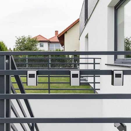 Underground Apartment In A Lux Holiday House Posejdon By Renters Prestige Kolczewo Exterior photo
